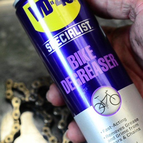 Clean your bicycle chain easily with WD-40 Bike Degreaser.😊  ล้างโซ่จักรยานของคุณให้สะอาดด้วย WD-40 bike degreaser 👍