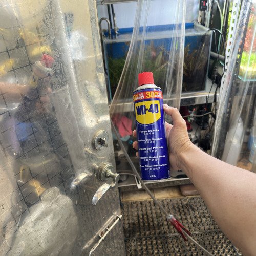 WD40一般家庭修復卡卡鐵件快速強效