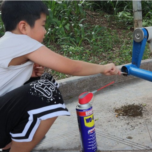 Sửa chữa máy tập công cộng– Gieo mầm yêu thương từ những điều nhỏ bé