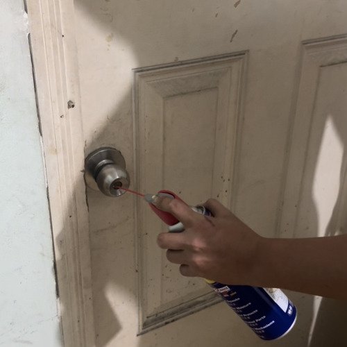 MỞ KHOÁ DỄ DÀNG CÙNG WD-40