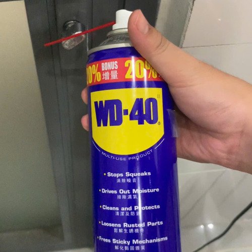 Khóa Kẹt? Có WD-40