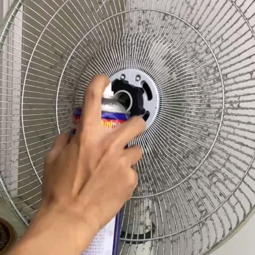 làm gì khi quạt quay chậm, phát ra tiếng kêu?