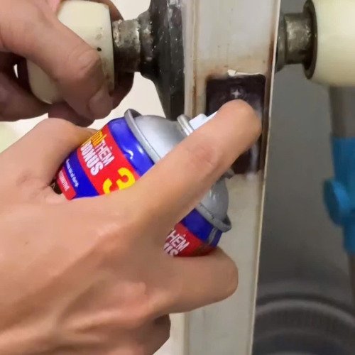Làm gì khi Cửa kéo khó, phát ra tiếng kêu?